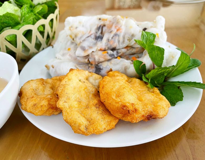 Tổng hợp các quán bánh cuốn chả mực Hạ Long ngon nức tiếng