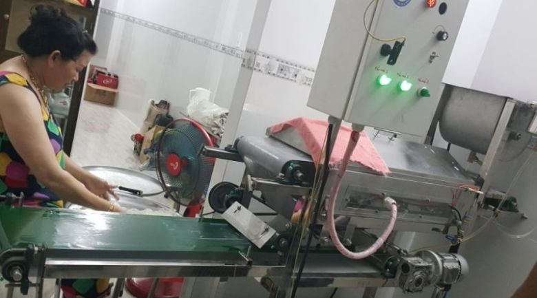 Bí quyết chọn máy tráng bánh cuốn công nghiệp thanh lý chất lượng Có nên mua máy tráng bánh cuốn công nghiệp thanh lý?